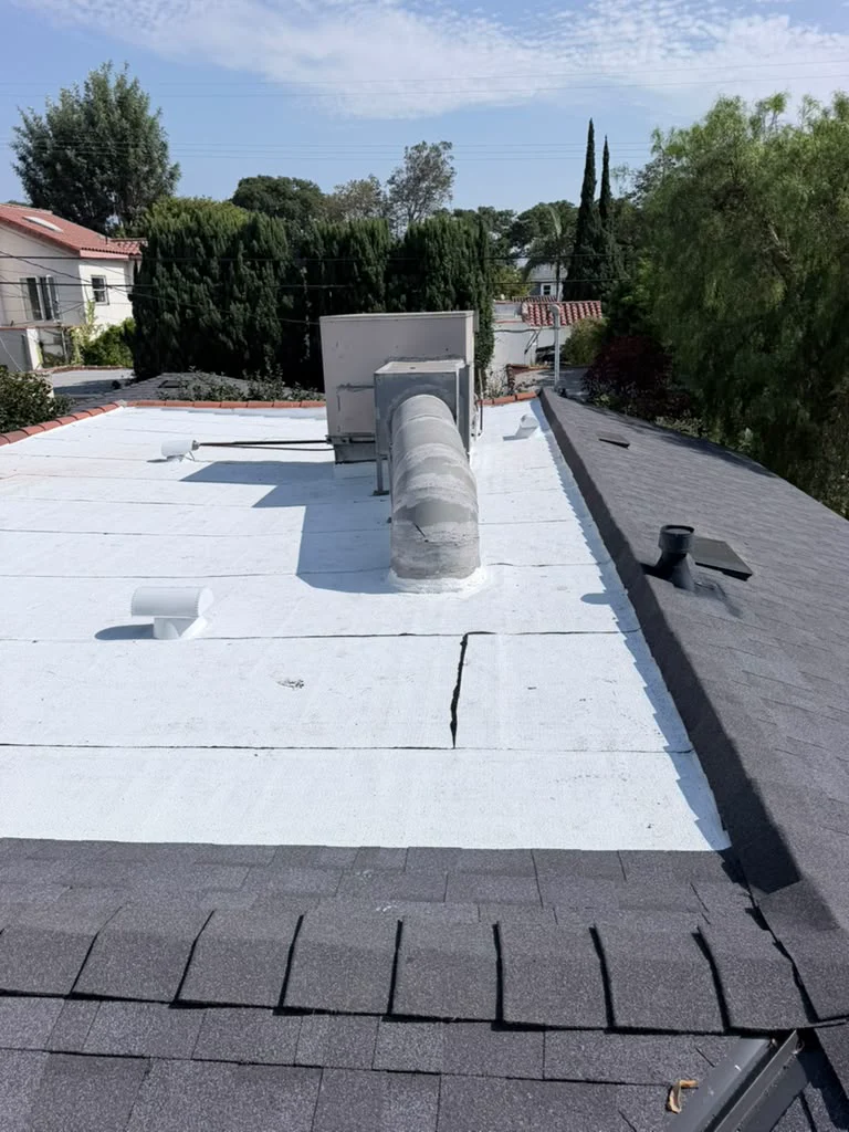 Smart Roofing project - Mixed Roof System - Midnight Shingles and White Polyfresko, Los Angeles in Los Angeles