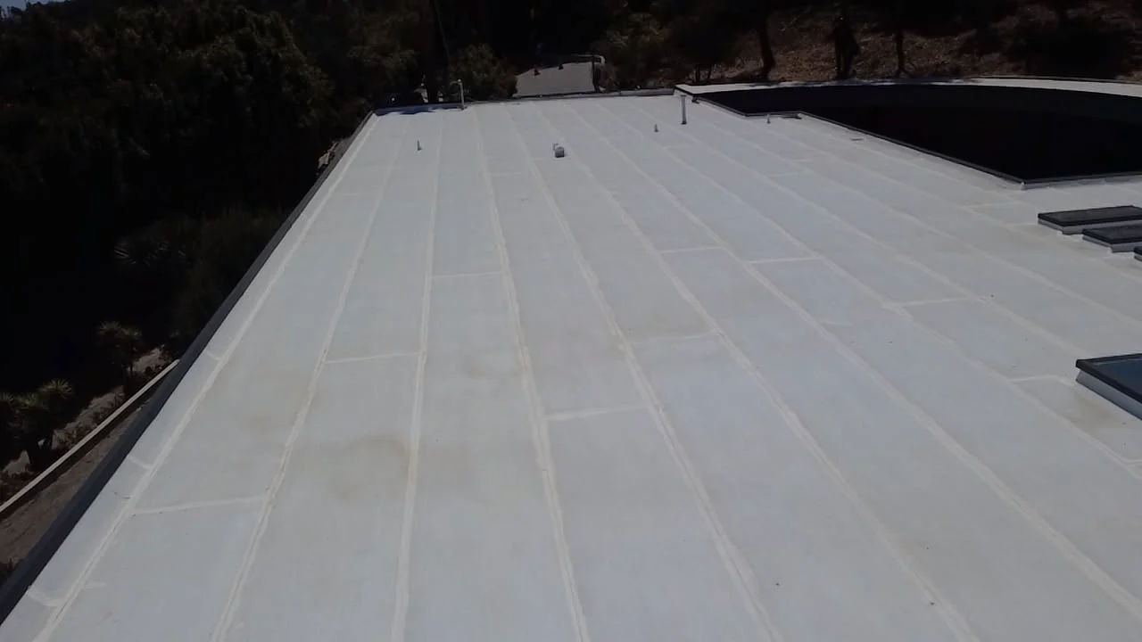 Smart Roofing project - White Polyfresko G FR Flat Roof - Complete Fire-Rated System, Los Angeles in Los Angeles