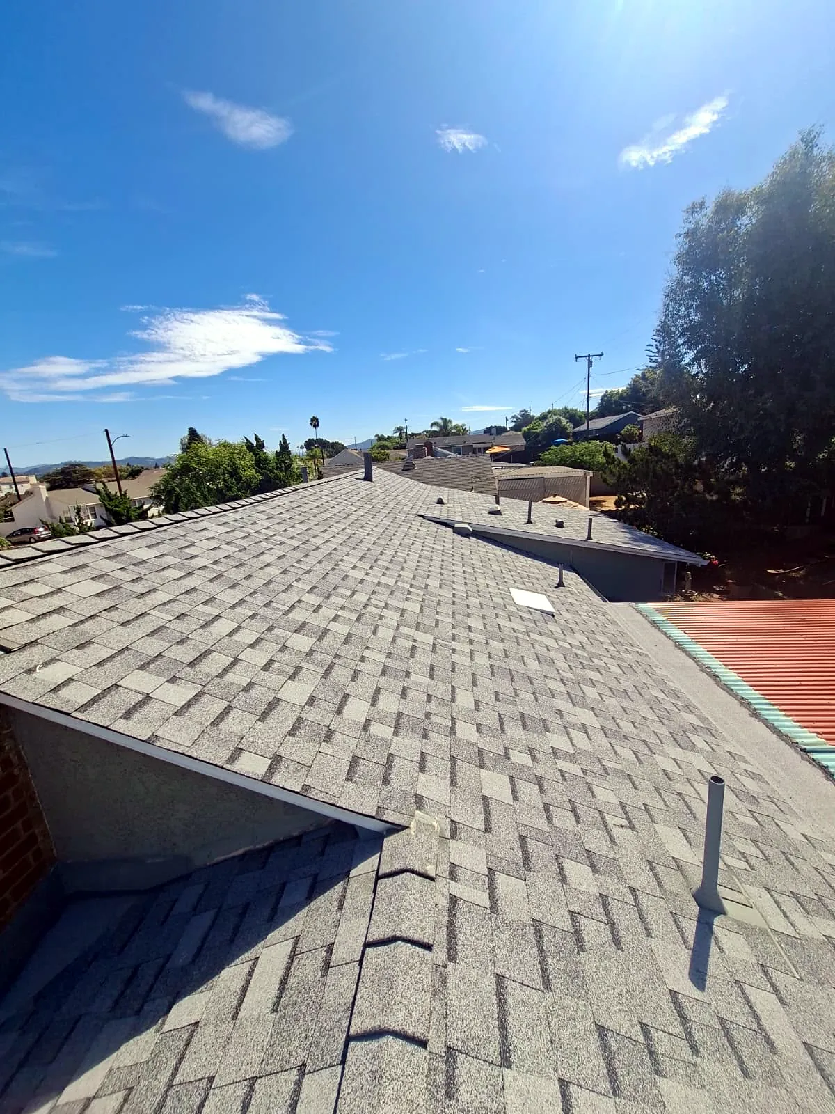 Sierra Gray shingle hip and roof vents on a Camarillo roof replacement, Ventura County